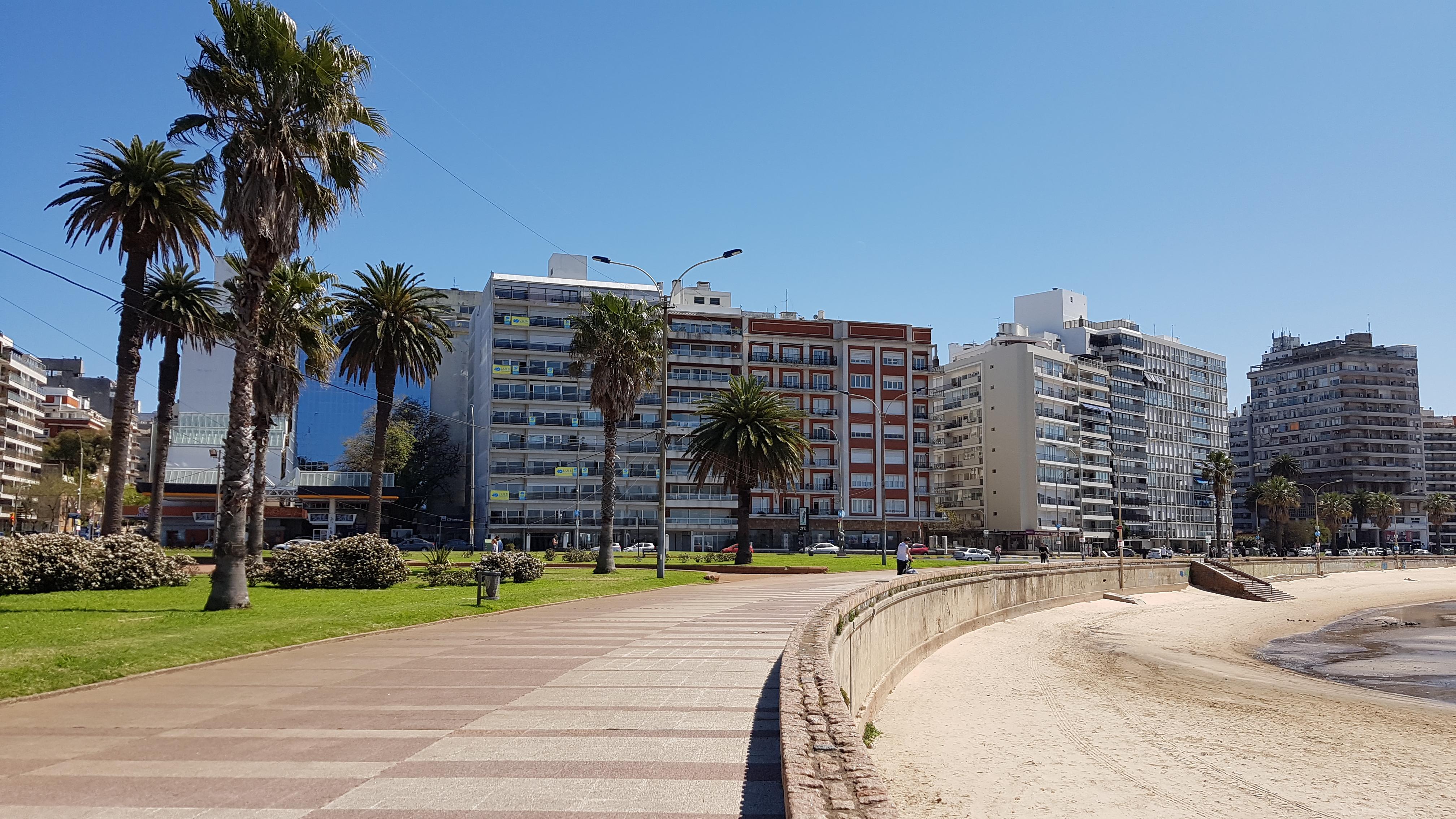 Punta Trouville Hotel Montevideo Exterior photo